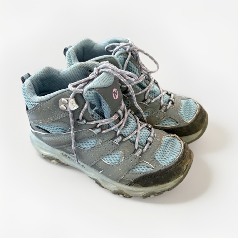 Merrell Moab High girls 2 Blue and Gray Hiking Boots with Rugged Outsole